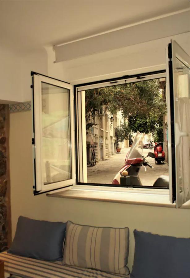 Nephiria, Back To Tradition, In The Heart Of Plaka! Apartment เอเธนส์ ภายนอก รูปภาพ